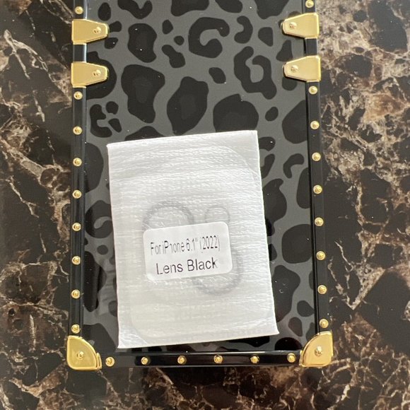 TOCOL 2+2 For iPhone Privacy Screen Protector 6.1''- 2 Pack Phone Case Bonus - Picture 8 of 12